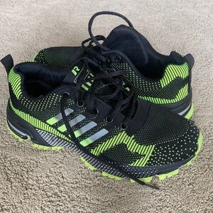 Keep Running green and black athletic comfortable shoes Size 9
